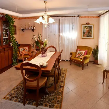 Alojamento de Acomodação e Pequeno-almoço Il Pavone