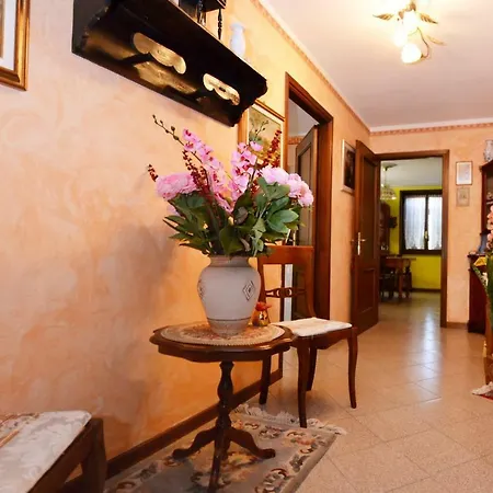 Il Pavone Bed & Breakfast *