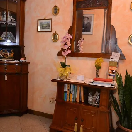 Il Pavone Bed & Breakfast *