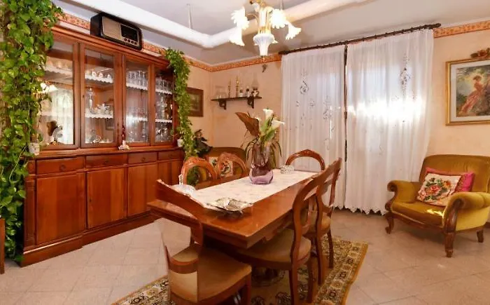 Il Pavone Bed & Breakfast 3*